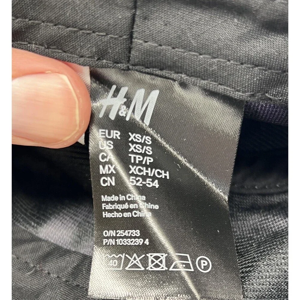 H&M smiley hat